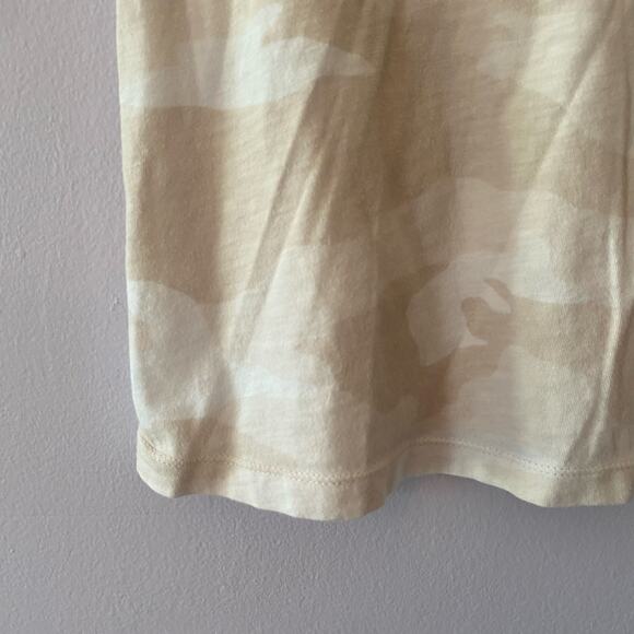 Athleta Women's size Small Cream Tan Camo Short Sleeve Tee T-Shirt Gorpcore - Picture 5 of 9
